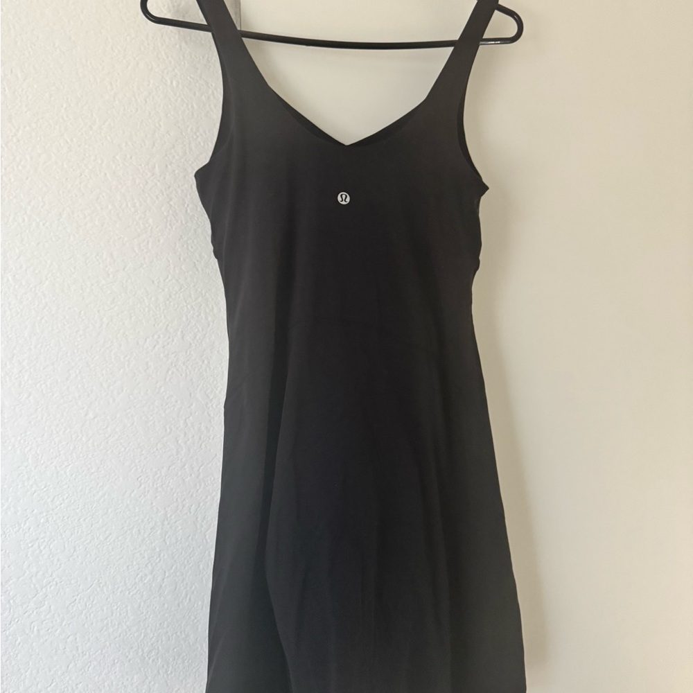 Lululemon short dress with shorts and pockets